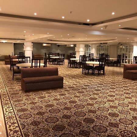 Grand Imperial Hotel New Delhi Bagian luar foto