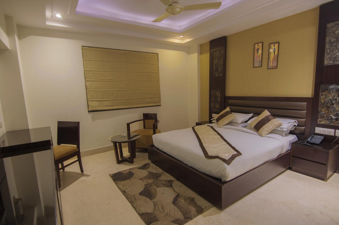 Grand Imperial Hotel New Delhi Bagian luar foto