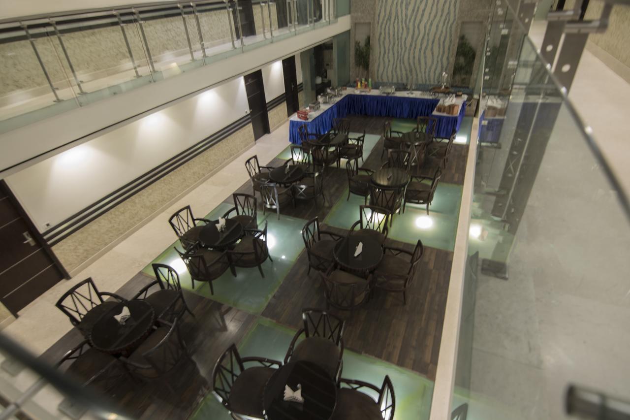 Grand Imperial Hotel New Delhi Bagian luar foto